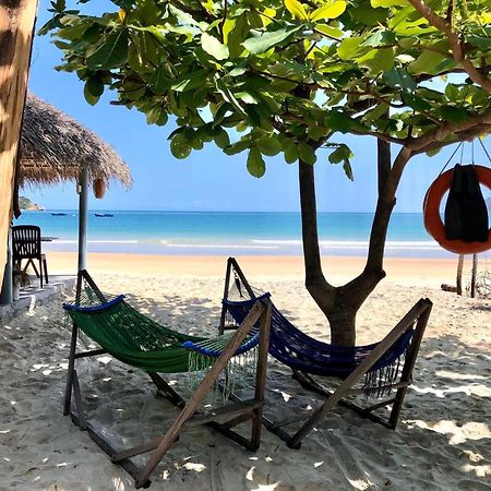 Robinson Beach Bungalow Vinh Hoa Eksteriør billede