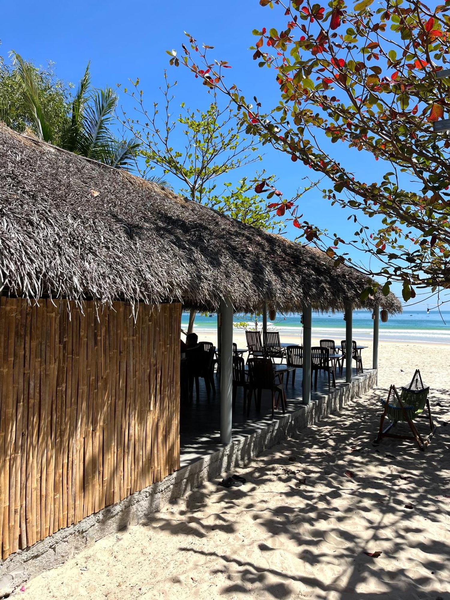 Robinson Beach Bungalow Vinh Hoa Eksteriør billede